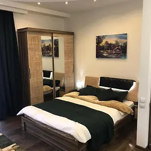 luxury-studio-with-internet-netflix-parking.alltbilisihotels.com/